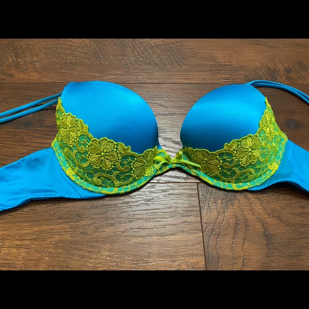 Victoria secret push up bra